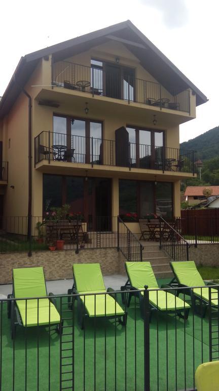 Vila Golful Dunarii Dubova Exterior foto